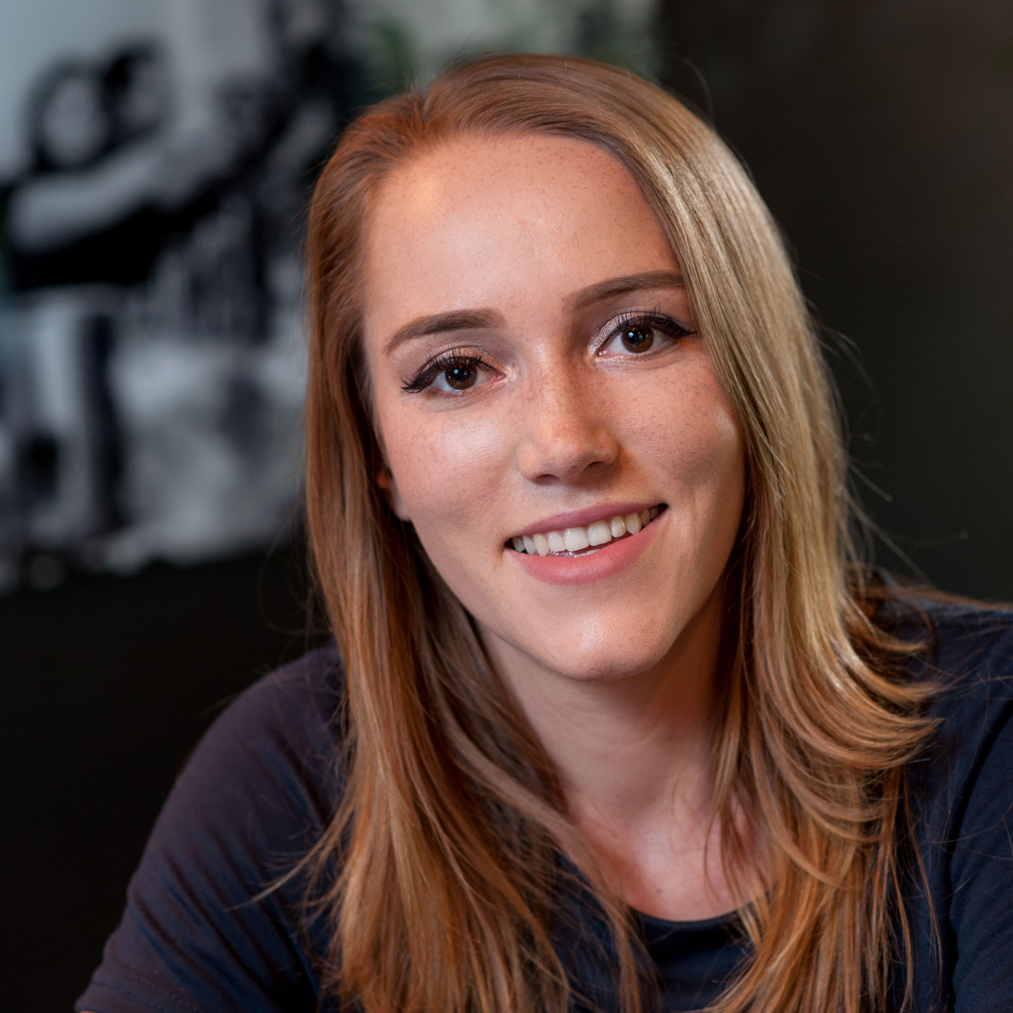 <a href="https://www.linkedin.com/in/lauraphilippart/" title="Bekijk het LinkedIn profiel van Laura Philippart" target="_blank"><i class="fa fa-linkedin-square"></i></a> Laura Philippart