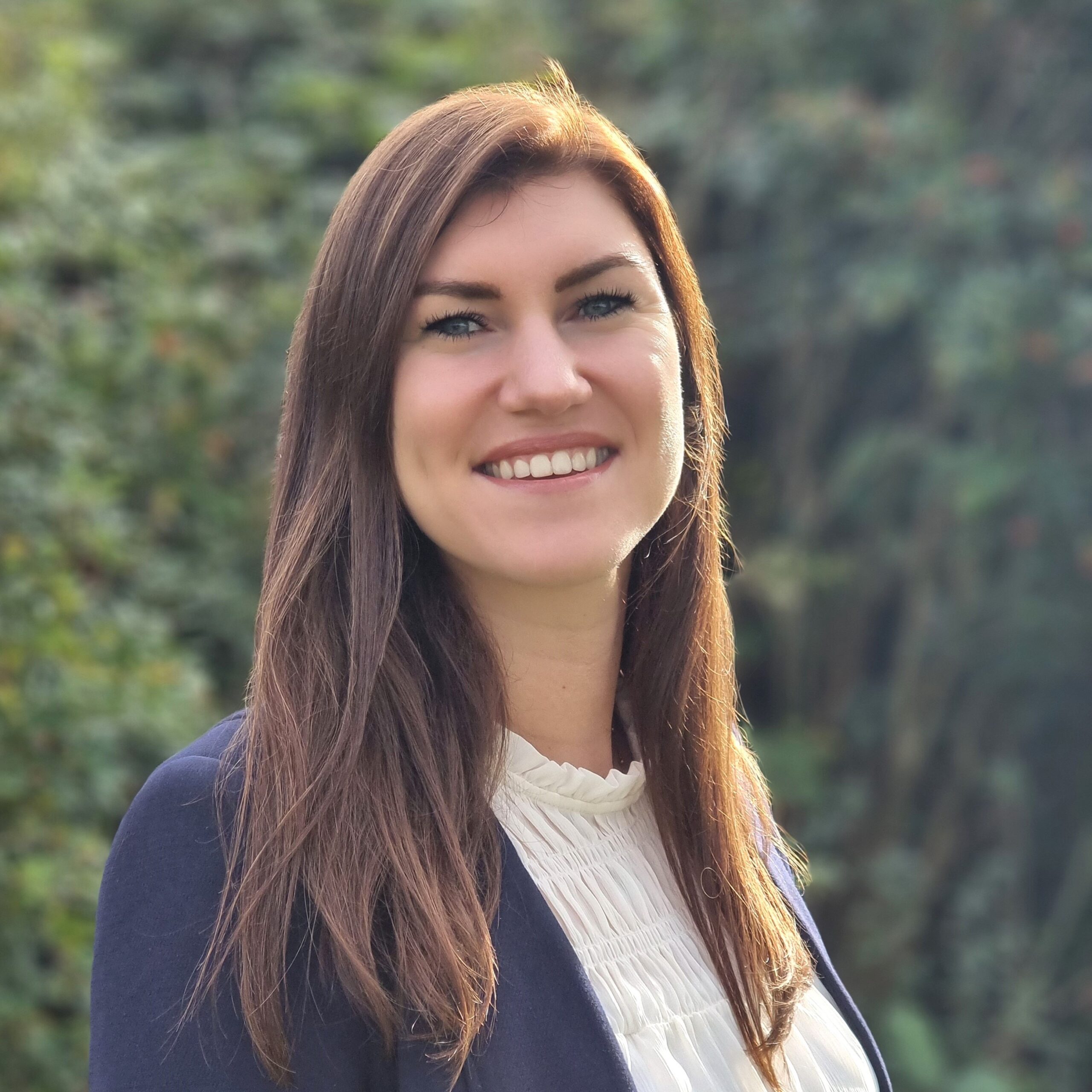 <a href="https://www.linkedin.com/in/lisette-bouw-221166126/" title="Bekijk het LinkedIn profiel van Lisette Bouw" target="_blank"><i class="fa fa-linkedin-square"></i></a> Lisette Bouw